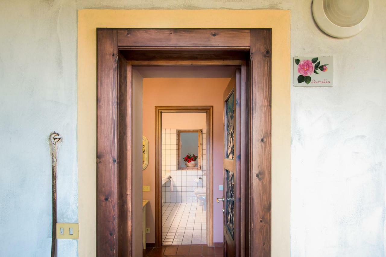 Casamariuccia Guest House Massino Visconti Екстериор снимка